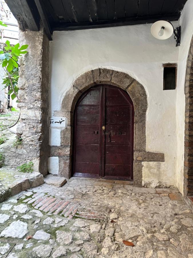 Relais Borgo Lizori Country House Кампело сул Клитуно Екстериор снимка