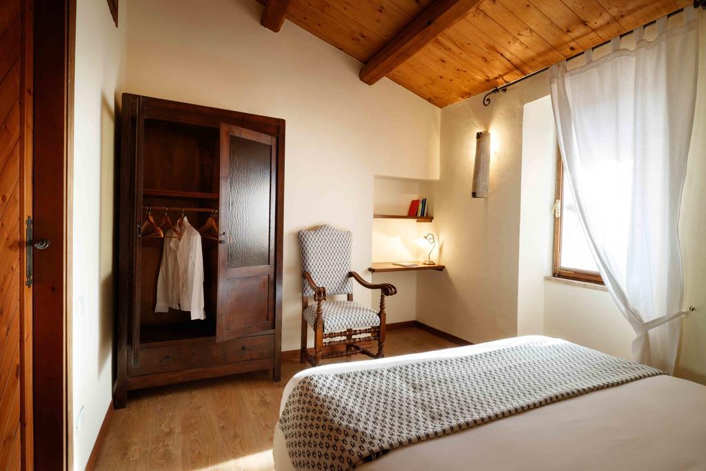 Relais Borgo Lizori Country House Кампело сул Клитуно Екстериор снимка